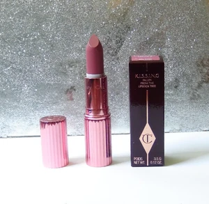 Charlotte Tilbury KISSING Fallen from the Lipstick Tree in 90s Pink 3,5g Neu - Bild 1 von 4