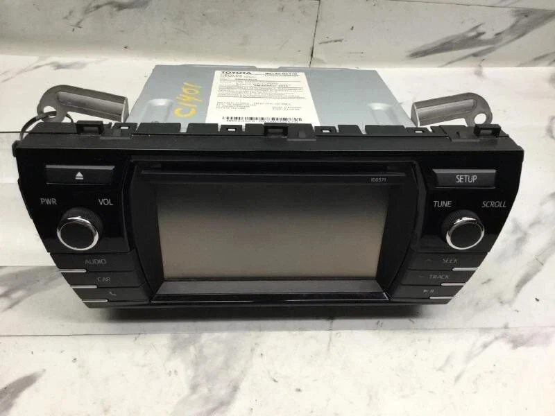 2015-2016 Toyota Corolla Radio Display Receiver w/o navigation 6.1 screen OEM Foto 1 de 3