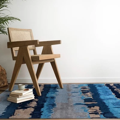 This rug is ideal for any space that requires a modern furnishing Hand Tufted - Image 1 of 4