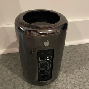 Late 2013 Apple Mac Pro A1481 - 3.0 GHz 8-Core 32GB RAM 512GB - Picture 1 of 4