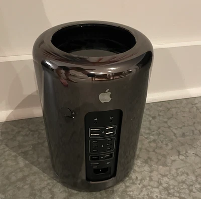 Late 2013 Apple Mac Pro A1481 - 3.0 GHz 8-Core 32GB RAM 512GB - Image 1 of 4