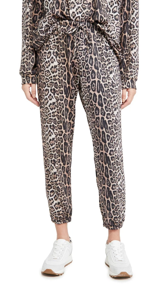 Onzie 2256 Cropped Leopard Print Sweatpant (Leopard S/M)