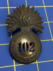 BRITISCHES MILITÄR MÜTZENABZEICHEN THE 102ND REGIMENT OF FOOT ROYAL MADRAS FUSILIERS - Bild 1 von 6
