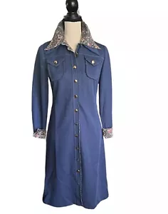 Vintage 70’s Union Label Jeansoptik Button Dress W/ Floral Overlay Collar & Cuffs - Bild 1 von 4