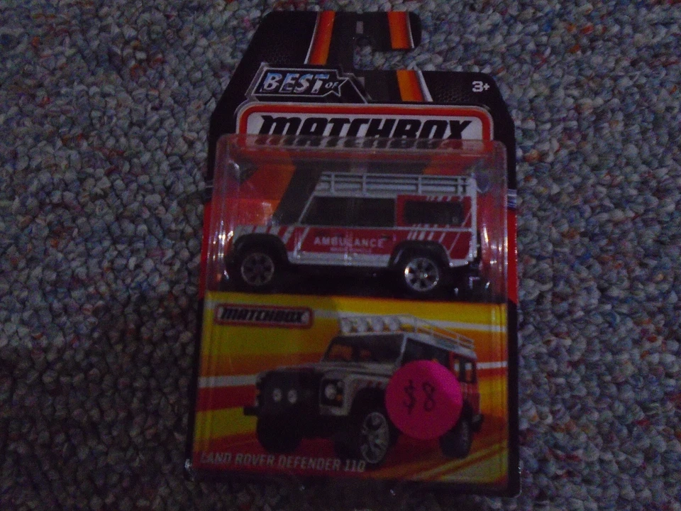 2016 Best of Matchbox Premium Collection Land Rover Defender 110 Silver/Red
