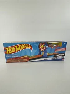 Hot Wheels Action Track Set Spin & Score With Car. Mattel. New. - Picture 1 of 10