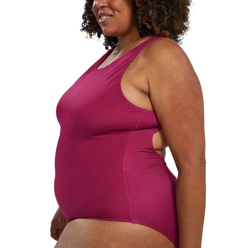 TYR Women's One Piece Swimsuit Red XXL