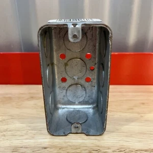 Raco 8660 Steel Handy Utility Box, 1-7/8" Deep, 13.0 Cu. In. - Picture 1 of 7