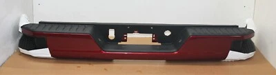 Parachoques trasero GMC Sierra 2019-2022 rojo bomba cereza OEM Foto 1 de 4