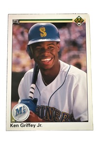 KEN GRIFFEY JR. 1990 Upper Deck #156 Mariners RARE SPELLING ERROR CARD. MINT!
