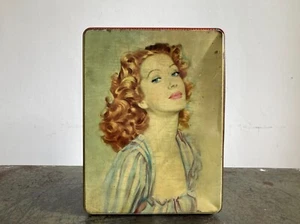 Vintage BURTON'S GOLD MEDAL BISCUITS LTD. Tin Blackpool England c1940s - Picture 1 of 18