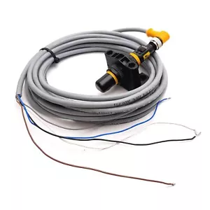 Banner S18UUARQ Ultrasonic Sensor, Right Angle, 30-300mm, 12-30VDC, Out: 0-10V - Picture 1 of 10