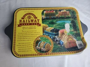 Williams Sonoma Railroad Cake Pan Cast Metal Bake Mini Train Shapes New - Picture 1 of 3