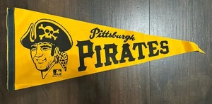 PITTSBURGH PIRATES #1 1969 MLB VINTAGE FELT PENNANT - Picture 1 of 4