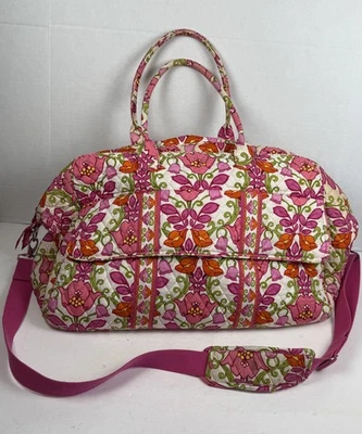 Большая стеганая спортивная сумка Vera Bradley дорожная сумка с короткими ручками сумка багаж Lili Bell - Изображение 1 из 4