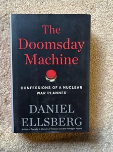 The Doomsday Machine: Confessions of a Nuclear War Planner - Hardcover - GOOD - Picture 1 of 2