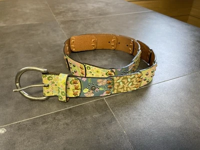 Cinto de couro floral feminino Fossil tamanho M - Imagem 1 de 4