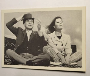 Vintage 1992 The Avengers Cornerstone Trading Card #78 Exeunt... Flying? B/W - Picture 1 of 3