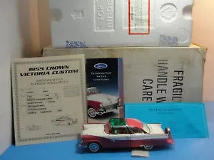 Franklin Mint 55 Ford Fairlane Crown Victoria 1:24 Scala Rosa/Bianco Scatola E - Foto 1 di 12