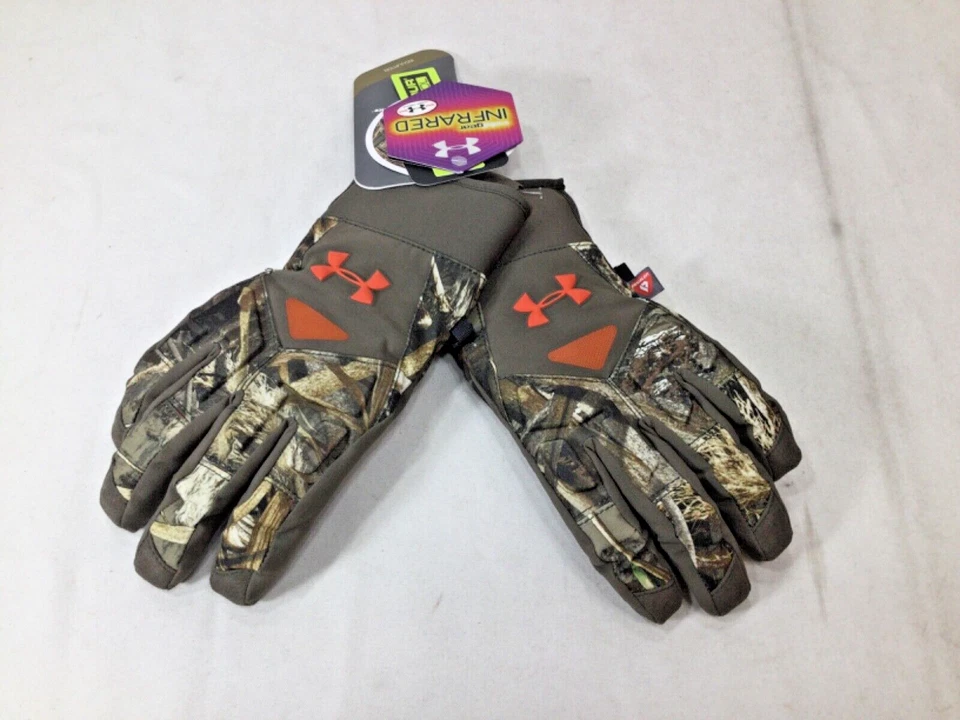 Under Armour Cold Gear Infrared RealTree Max5 Gloves Size Small Scent Control - Image 1 of 3