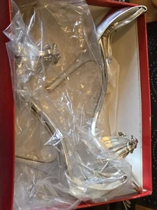 Fredricks Of Hollywood Silver Heels Size 8 - Picture 1 of 6