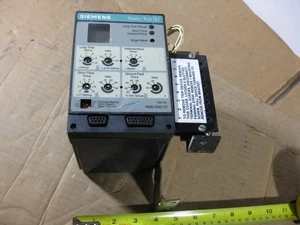 Unidad de disparo disyuntor Siemens RMS-TSIG-TZ Static Trip III 18-482-274-524 - Imagen 1 de 14