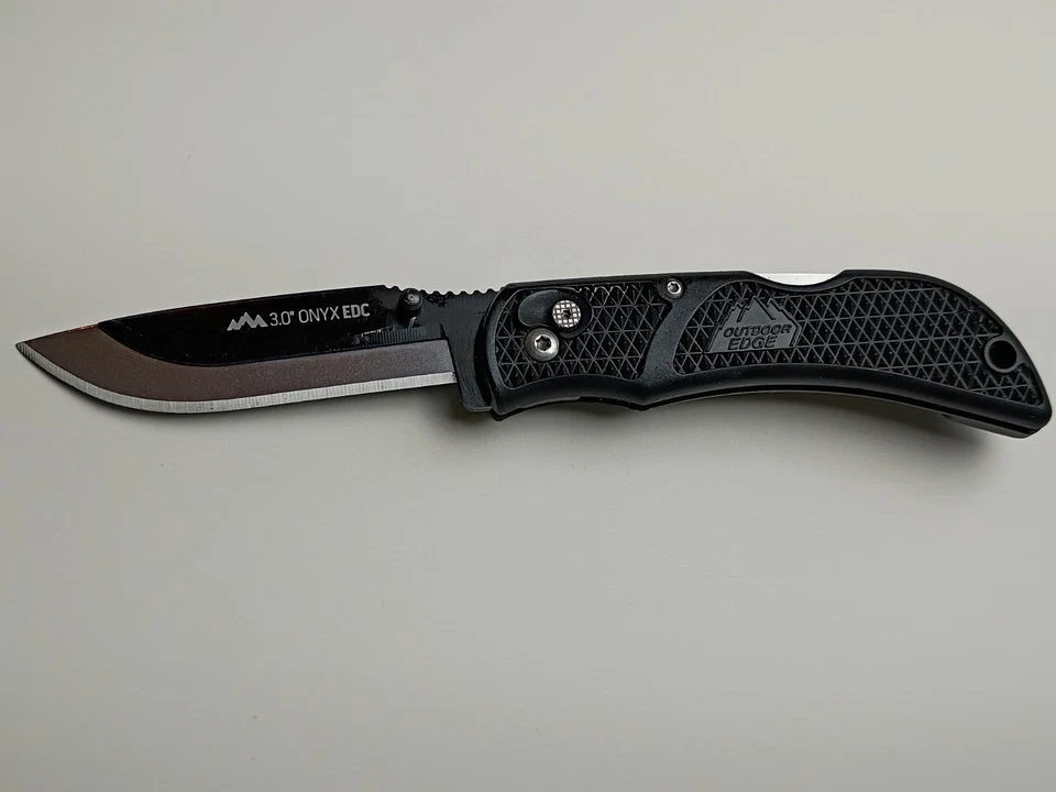 Navaja de bolsillo plegable de hoja reemplazable Outdoor Edge 3.0" Onyx EDC -  Foto 1 de 4