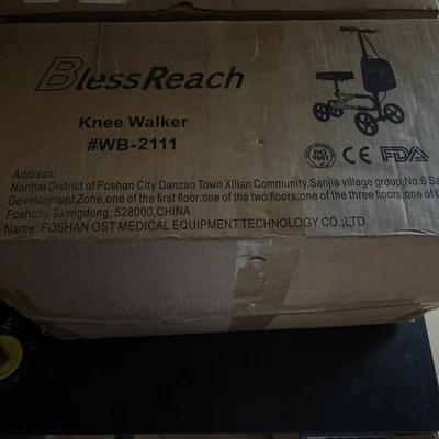 Scootor médico BlessReach dirigível joelho andador Delux para lesões nos pés C preto - Imagem 1 de 3