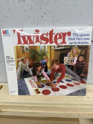 Twister Game Vintage 1998  by Milton Bradley Hasbro Ages 6+ Complete -- READ - Image 1 of 2