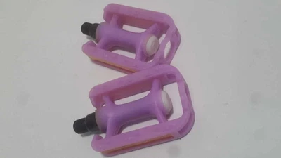 Kid's Bike Pedal 1/2-Inch Bike Pedals Kids Spindle Pedals For 12‘’ Bike - Image 1 of 4