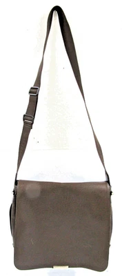 Bolso Mensajero Louis Vuitton Marrón Taiga Cuero Viktor Foto 1 de 4