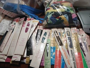 Lot 130 Unised Zippers Many Colors Sizes Metal Nylon YKK Talon Flint - Picture 1 of 9