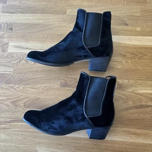 Carl Scarpa Claudia Rosconia Velvet Heeled Ankle Boots Black UK Size 7 Size 41 - Picture 1 of 9