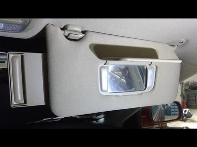 Passenger Right Sun Visor Illuminated Fits 99-03 TL 395778 - Image 1 of 4