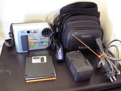 Sony Mavica MVC-FD75 Digital Camera TESTED w/ Charger,Battery, Case Instructions - Image 1 of 4