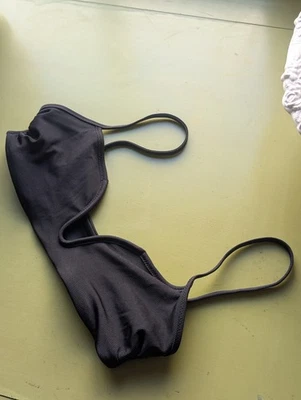 Top de baño de bikini Tori Praver talla S Foto 1 de 3