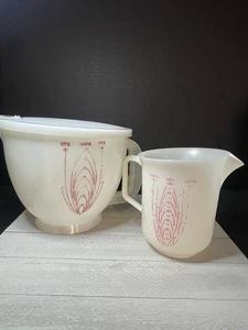 Tupperware Mix N Stor 8 Tassen 2 Qt Messkanne 500-2 mit Deckel + Messbecher 2 - Bild 1 von 11