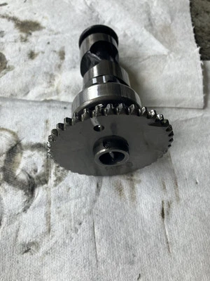 Árbol de levas Honda Pioneer Foreman 500 2015 Foto 1 de 2