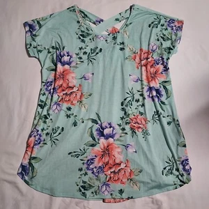Top para mujer Vanilla Bay talla grande manga corta estampado floral - Imagen 1 de 8