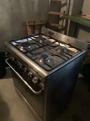 Cucina SMEG a gas con forno elettrico, specifiche in ultima foto - Immagine 1 di 4