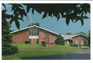 Vintage Postcard Branson MO Our Lady of the Lake Catholic Church Vaughn Drive - Picture 1 of 4