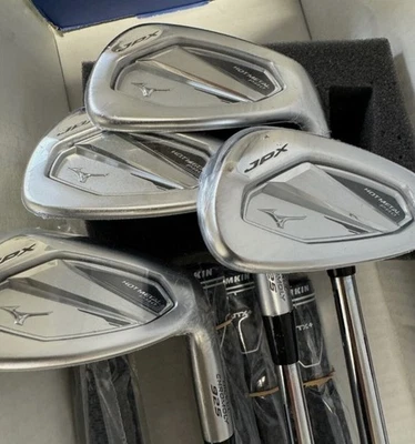 Mizuno JPX 925 Hot Metal PRO 4-PW, GW  Iron Set -   Steel Stiff DG 105 / RH - Image 1 of 4