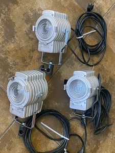 Photogenic CL150FS 200W Minispot - Picture 1 of 3