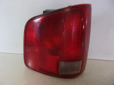 Lanterna traseira LH driver Chevrolet S10/S15/Sonoma 1994 - 2003 fabricante de equipamento original - Imagem 1 de 4