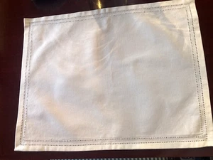 PLACEMATS IVORY MADE BY BLUE PHEASANT RECTANGULAR DOUBLE EYELET COTTON - Picture 1 of 13