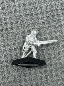 Ciudadela 1986 Warhammer Fantasy C26 Medieval Hombres en armas Bastardo Espada Metal WFG - Imagen 1 de 6