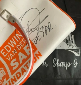 FOOTBALL EDWIN VAN DER SAR SGINATURE BAG FOUNDATION WITH COA - Picture 1 of 12