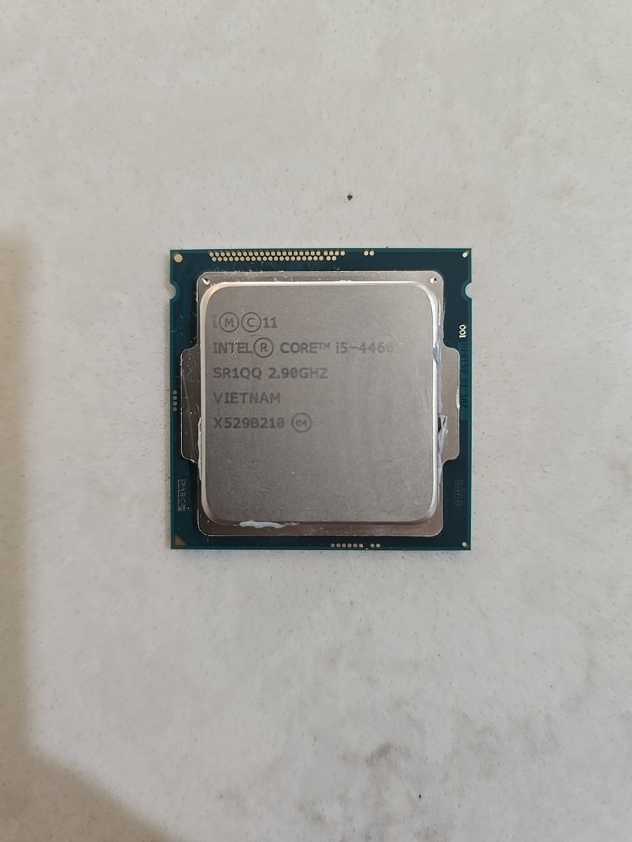 【超お買い得】スリム型省スペース Core i5-4460S SSD240GB 超省スペースタイプ□驚速 Core i5-4460S 3.4GHz x4/8GB□新