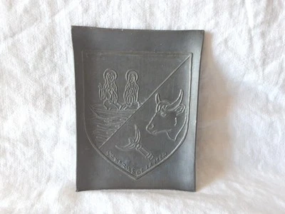 Vide poche art-déco étain Signé J.M VALETTE Made In France, St Maries De La Mer  - Photo 1/4