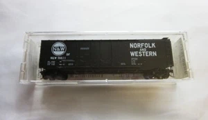 Micro-Trains N-Scale Norfolk & Western #56611-Rare and Discontinued-36020-Mint - Picture 1 of 3